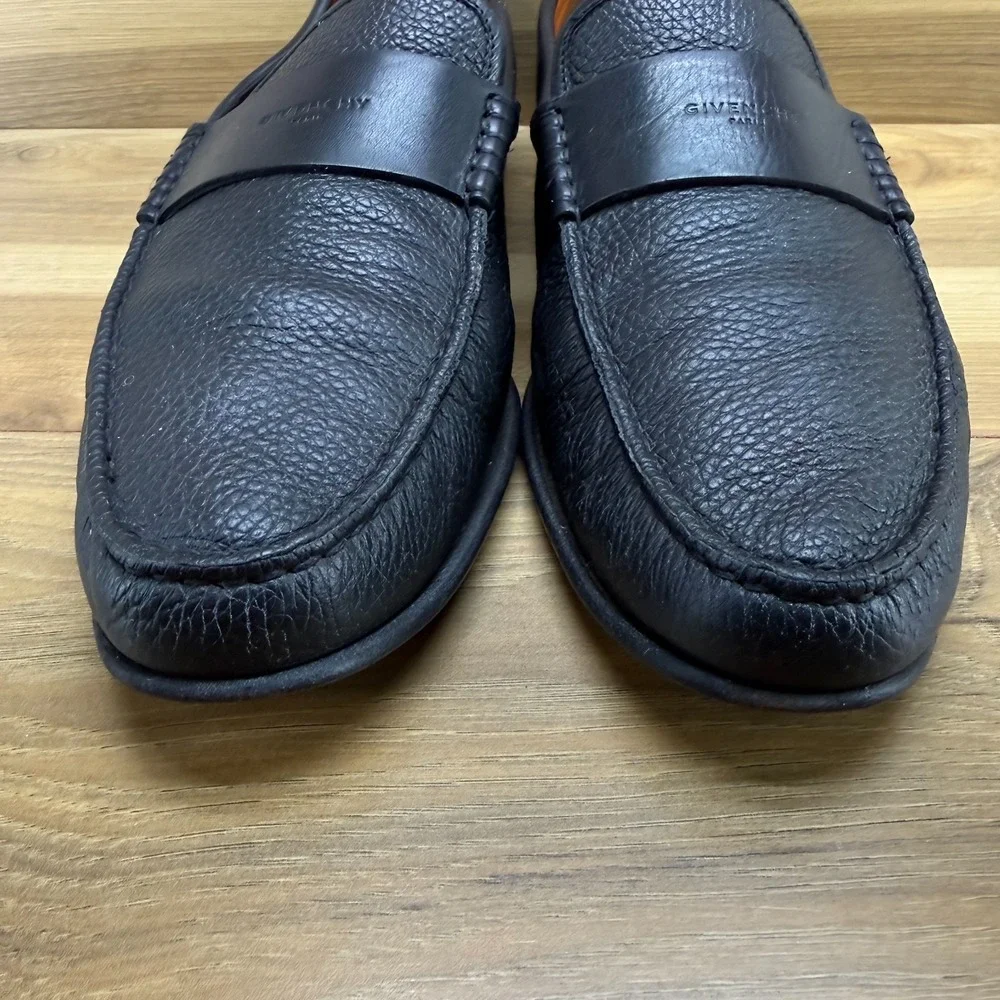 GIVENCHY Moc‎ Toe Loafers Mens EU 43.5 US 10.5 Black Pebble Leather Dress Shoes